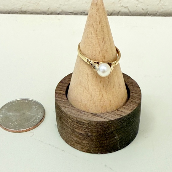 Victorian Antique Pearl Ring – 10K Yellow Gold – Size 7 – Early 1900s - Picture 1 of 5